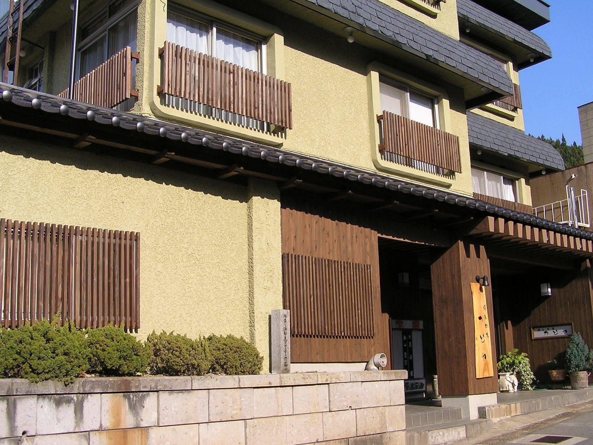 Kadoya Hotel Yamanouchi  Exterior photo